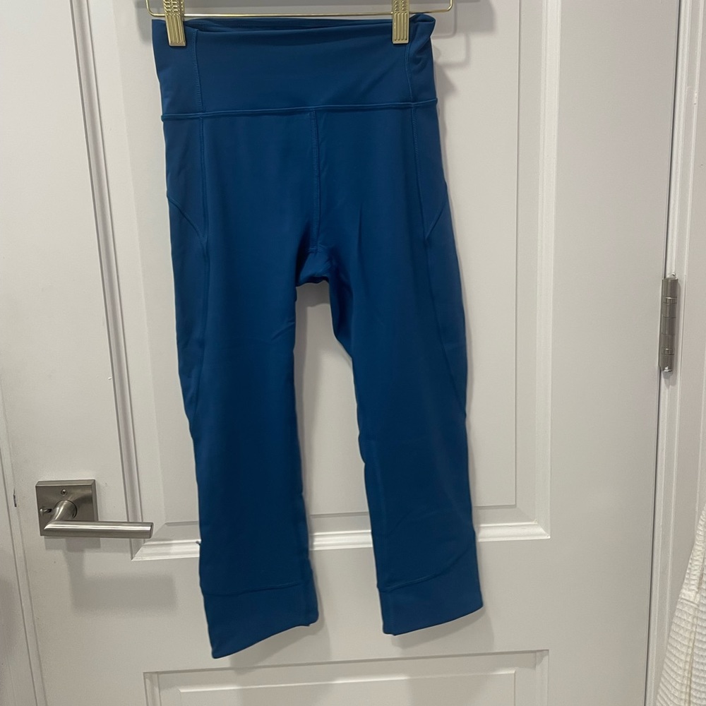 Lululemon electric blue Base Pace High-Rise Crop 23”
